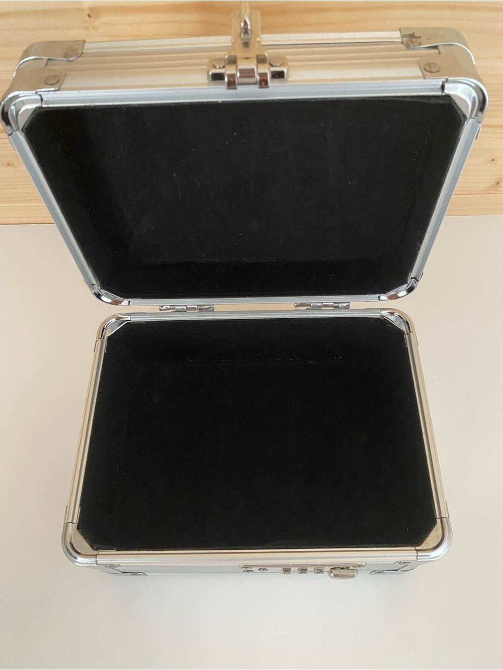 LockMed 3-Digit Combination Medicine Lock Box Portable Storage Secure Case - Picture 8 of 12